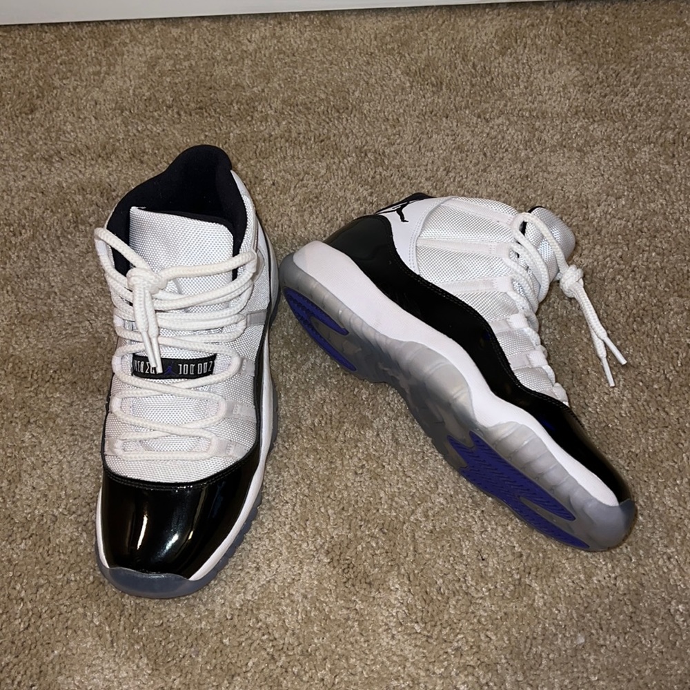 Jordan 11 Retro Concords (2018)
